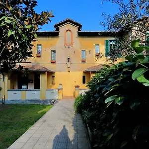 Garden Downtown. 3 Stops From Colosseum Apartament
